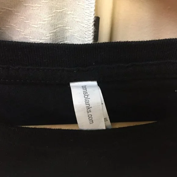 Tomsblanks Free Hugs Black Mens Shirt XL - Picture 3 of 6
